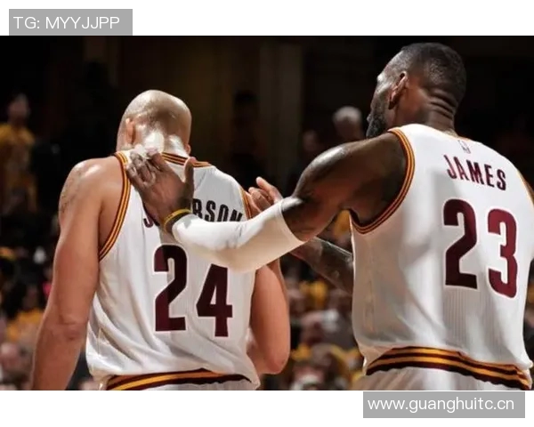 杰弗森回顾历史级别光头球员的辉煌成就与影响力分析 杰弗森回顾历史级别光头球员的辉煌成就与影响力分析