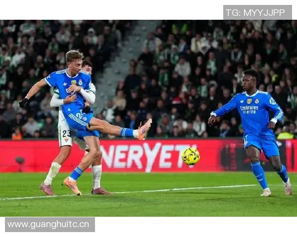 赫伊森伤情无碍将全力出战皇马对阵埃尔切的关键比赛