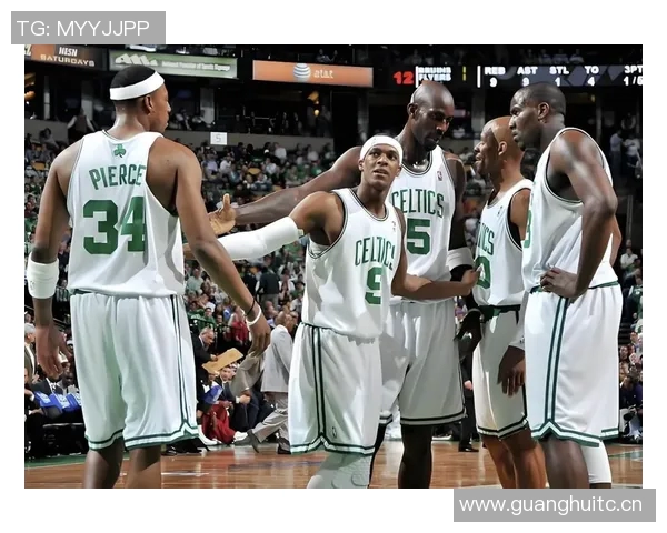 湖人首节失利半场落后绿军三分火力全开里夫斯状态低迷 湖人首节失利半场落后绿军三分火力全开里夫斯状态低迷