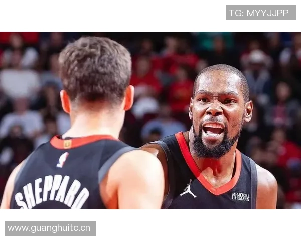 谢泼德近期表现亮眼场均13分助攻稳定真实命中率高达70 谢泼德近期表现亮眼场均13分助攻稳定真实命中率高达70