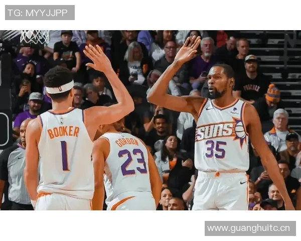 锡安全力以赴18投8中砍下27分10篮板7助攻3抢断展现全面能力