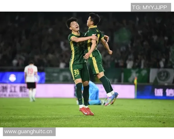 中超年度最佳球员候选名单揭晓瓦科王钰栋莱昂纳多入围克雷桑未获提名