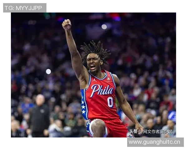 火力全开马克西首节狂砍17分2助助力球队取得领先