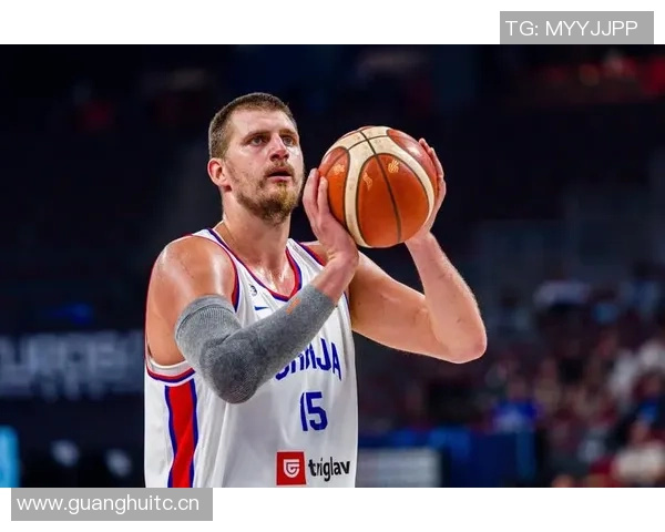 斯波称赞约基奇：他全方位掌控比赛赢得每一场较量的胜利