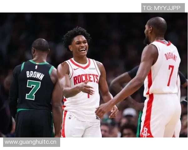 火箭队21胜11负仍有潜力待挖掘完整阵容净效率令人期待 火箭队21胜11负仍有潜力待挖掘完整阵容净效率令人期待