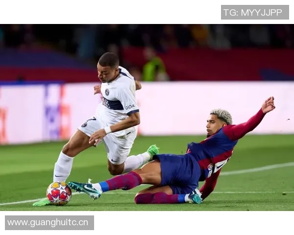 姆巴佩对阵巴萨表现惊艳9场比赛打入12球两度上演帽子戏法